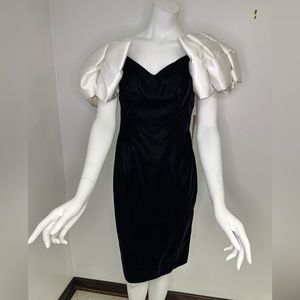 Vintage Dead Stock NWT Late Edition Black Velvet 1990s dress sz M‎